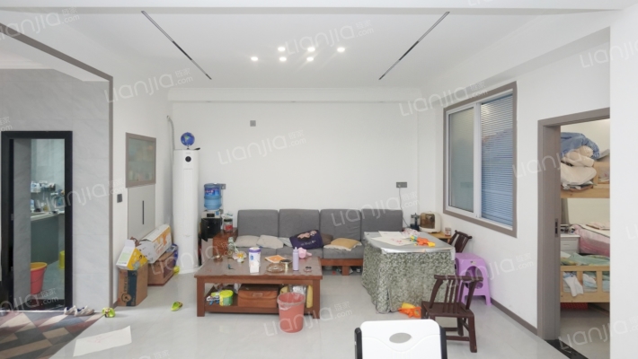 组织部宿舍院二手房实景图