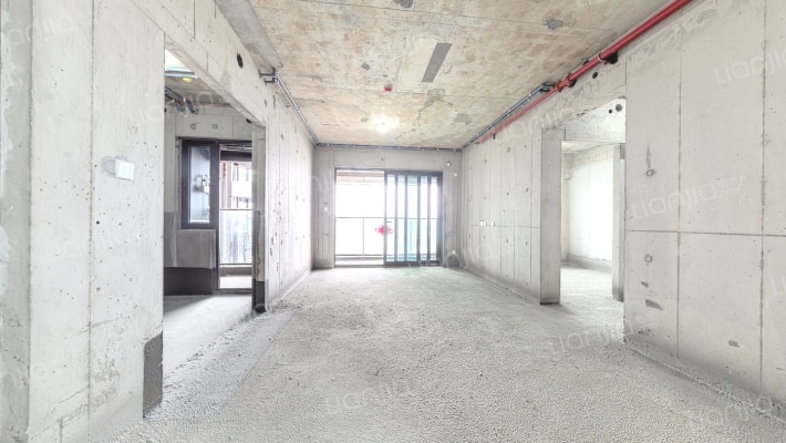 益田御龙华府二手房实景图