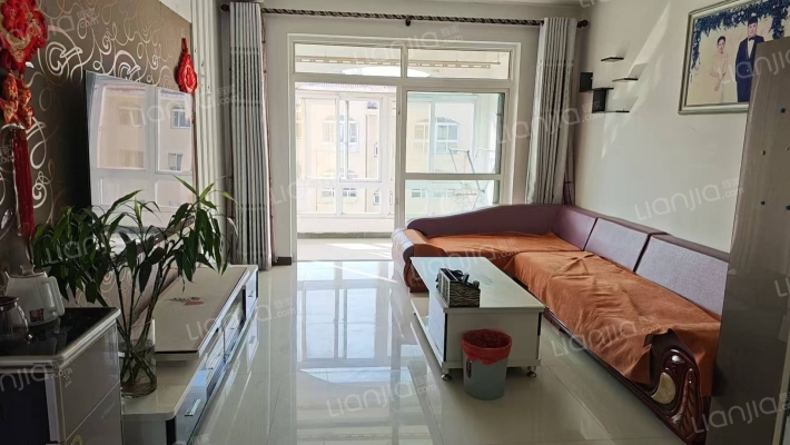 东篱佳苑二手房实景图