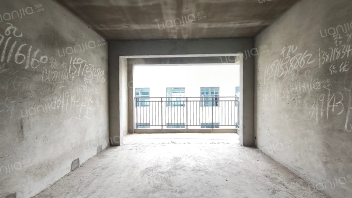 莲花新城二手房实景图