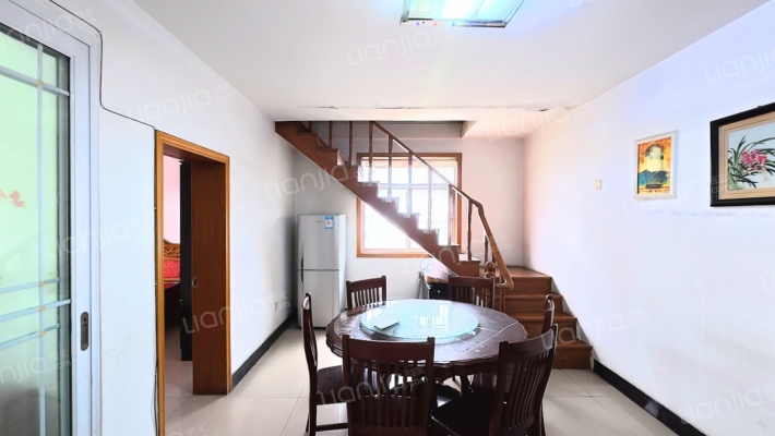 东大综合楼小区二手房实景图