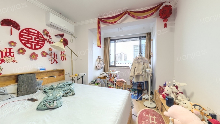 世界路151弄二手房实景图