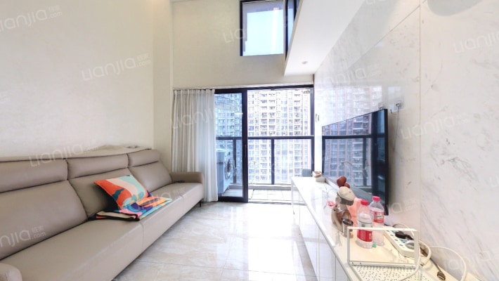 新彩苑二手房实景图