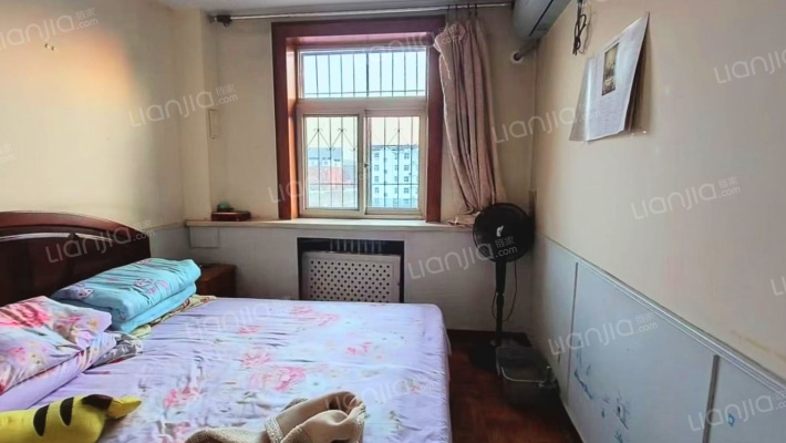 东安小区 3室2厅 南 北-卧室A