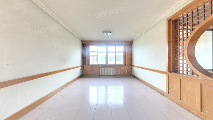 华瑞园北区二手房实景图