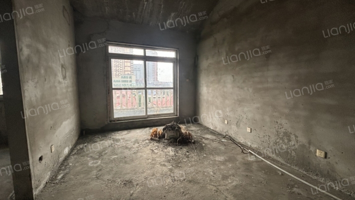 名流丽苑上叠别墅，位于涿州市区的别墅区，得房率高-卧室C