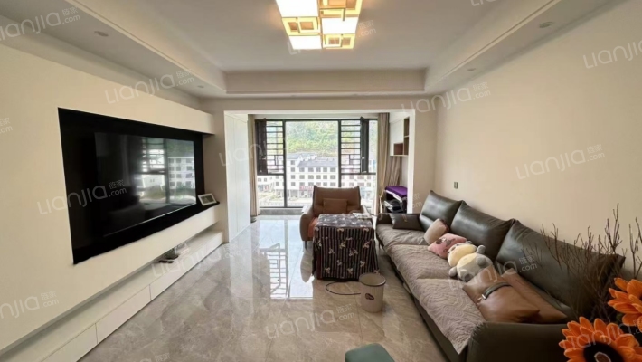 溶江苑二手房实景图