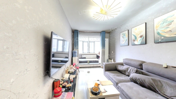 秦安路小学家属院二手房实景图