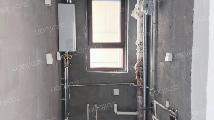 高铁新社区，小区环境好，全南小三居，有钥匙-厨房