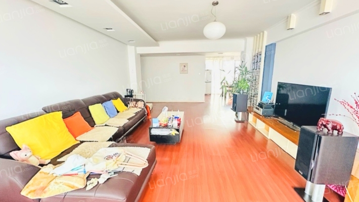 金实小区·宏实园二手房实景图