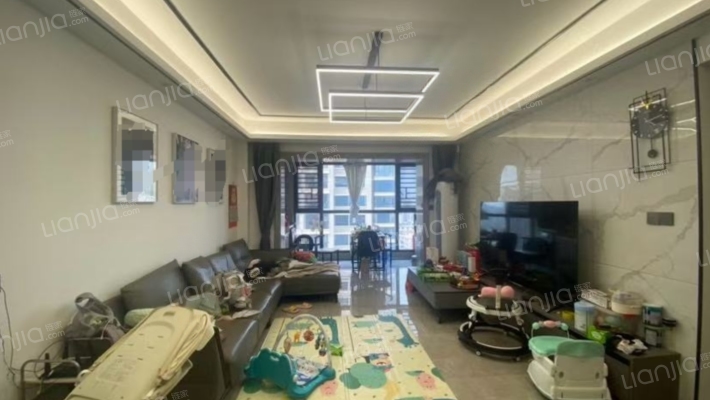 盛和花城一期二手房实景图