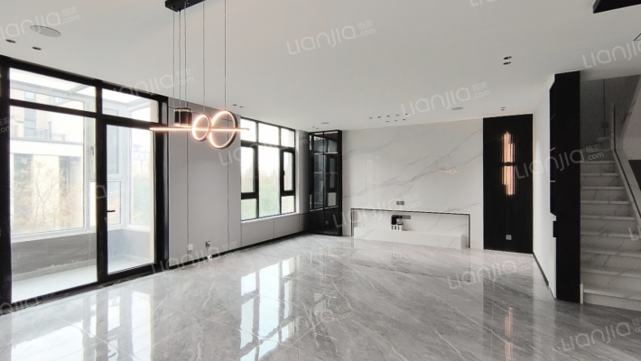 万科长基云庐二手房实景图