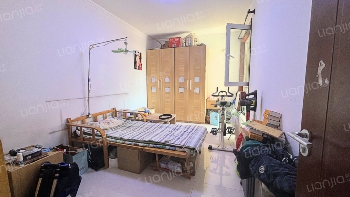 朝南两居，楼层好，采光充足，交通便利-卧室B