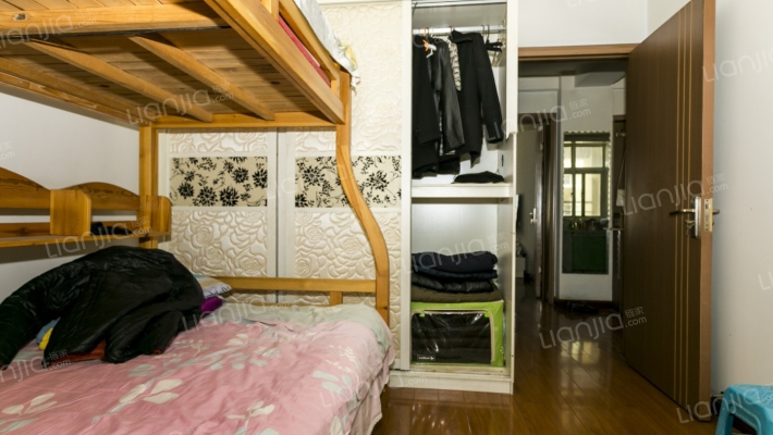 南北通透带装修户型紧凑一室房子保持干净-卧室