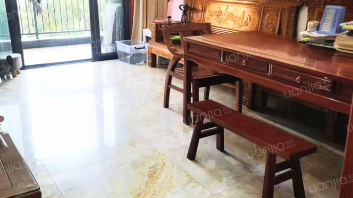 中亚东方名都二手房实景图