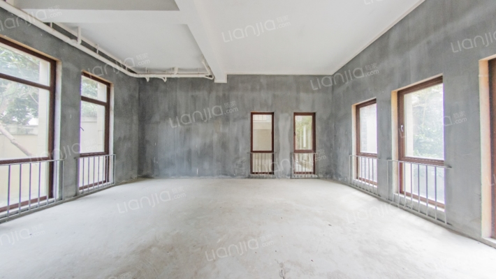 香橼别墅二手房实景图