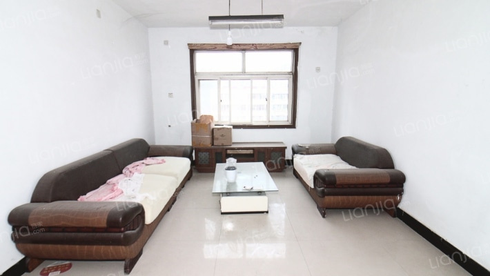 天使东街50号院二手房实景图