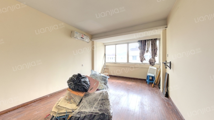 银联花园二手房实景图