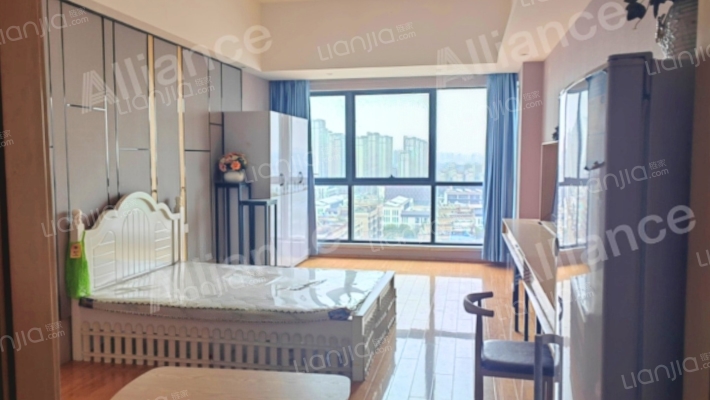 皖新魔方公寓二手房实景图