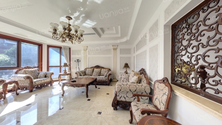 欧泊圣堡苑二手房实景图