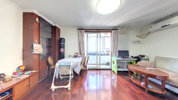 澐澐国际二手房实景图