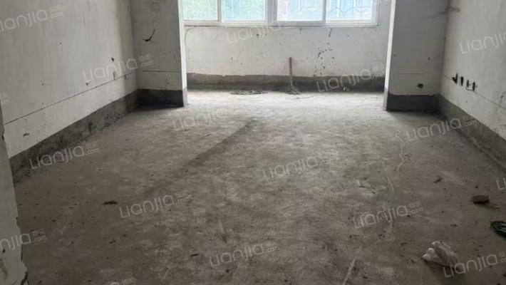 帝荣豪府二手房实景图