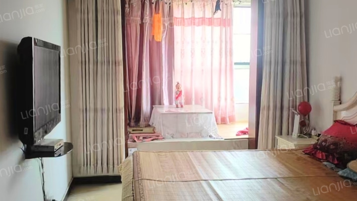 全南精装两居室，随时看房，拎包入住，房主自住-卧室B