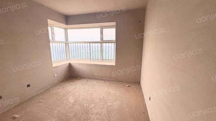 满二税费低，三阳户型格局方正，全天采光无遮挡-卧室A