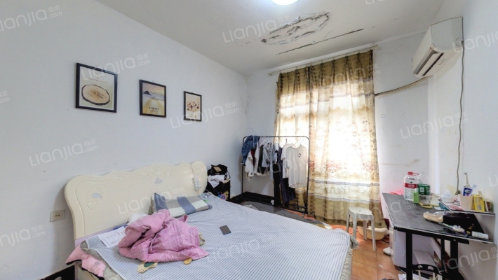 居民大院二手房实景图