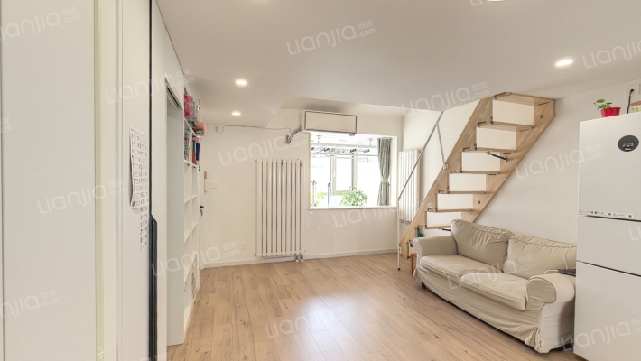 南弓匠营胡同二手房实景图