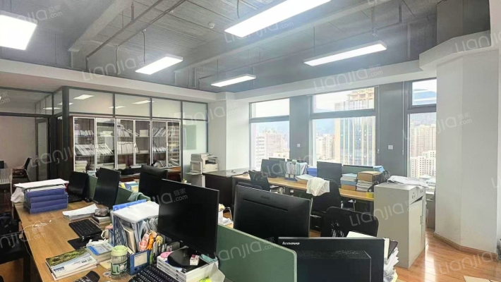 亚欧国际二手房实景图