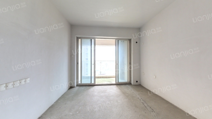 星际豪庭二手房实景图