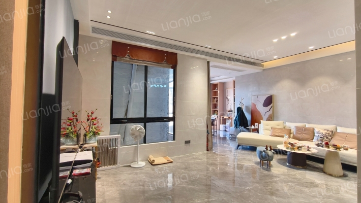 严地街二手房实景图