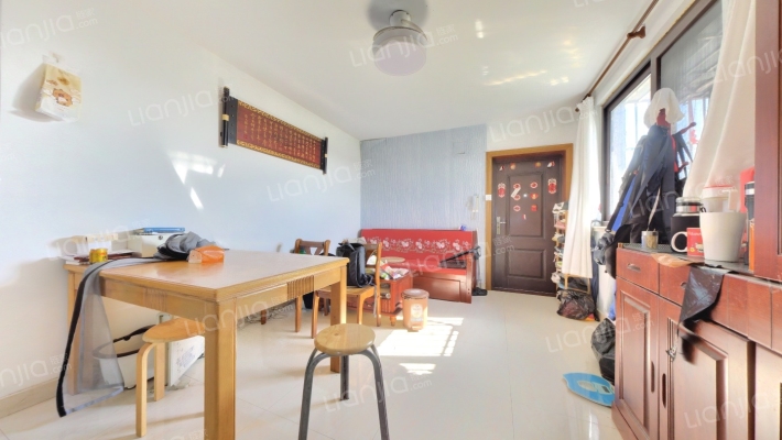 体育新村二手房实景图