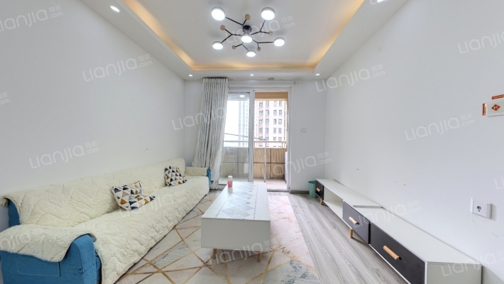 蓝海雅苑B区二手房实景图