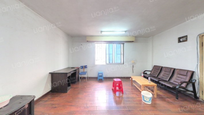 边达大厦二手房实景图