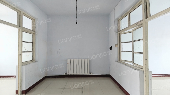 岱岳区区委宿舍二手房实景图