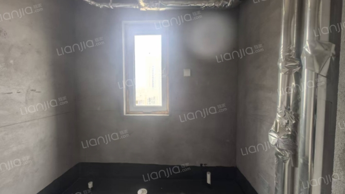 三利中和城B区南北通透三居室，楼层好采光好-卫生间