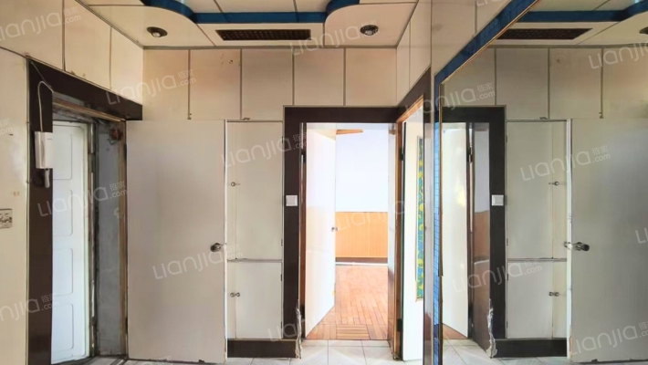 市政家属楼二手房实景图