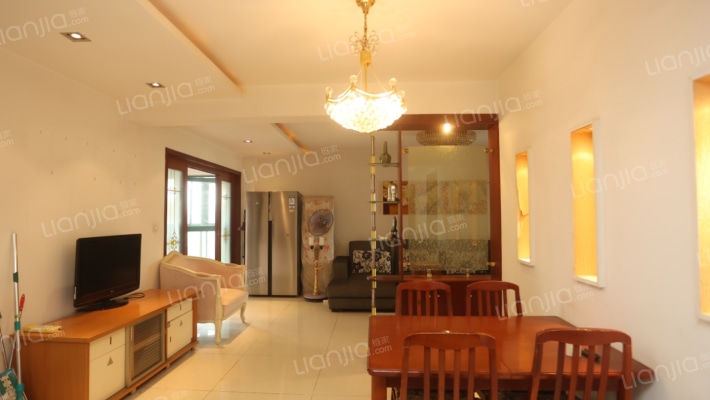 都市山水豪庭二手房实景图