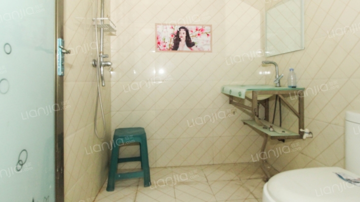 物流港健坤城标准一室一厅诚心出售-卫生间