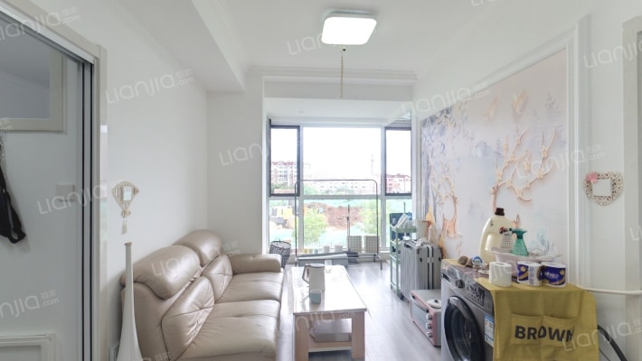 艳阳里二手房实景图