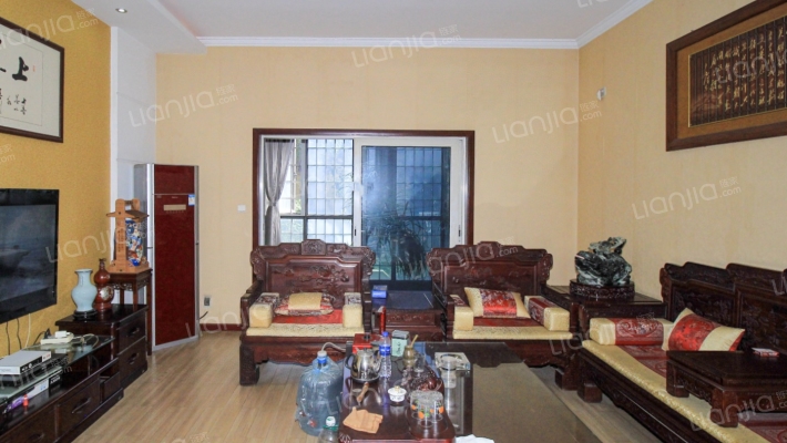 九天城鸿馆二手房实景图