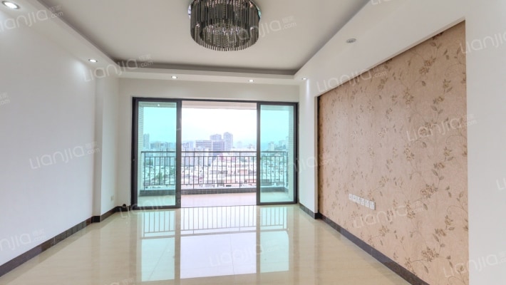 泓逸苑二手房实景图