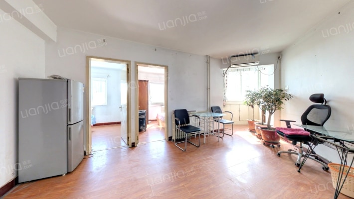 南顶村邮政小区二手房实景图