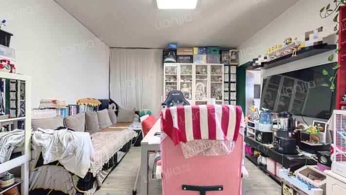 石佛营东里128号院二手房实景图