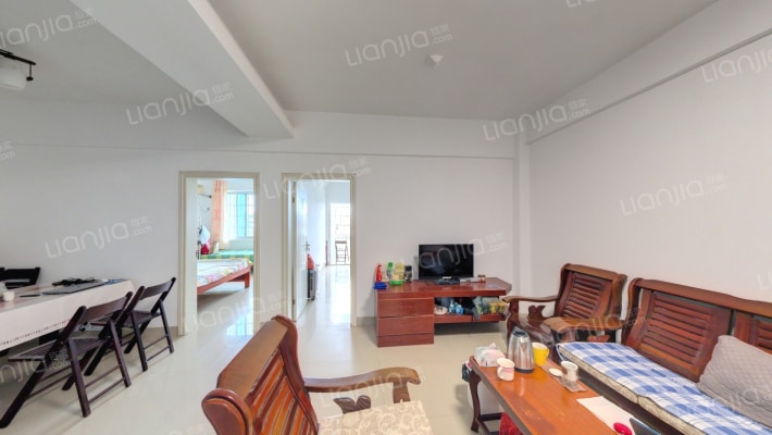 海鹏公寓二手房实景图