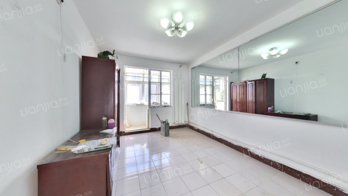 双新楼二手房实景图