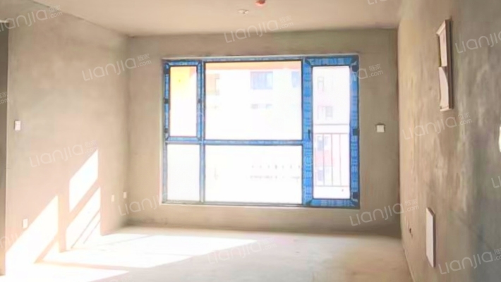 筑石佳岸五区二手房实景图