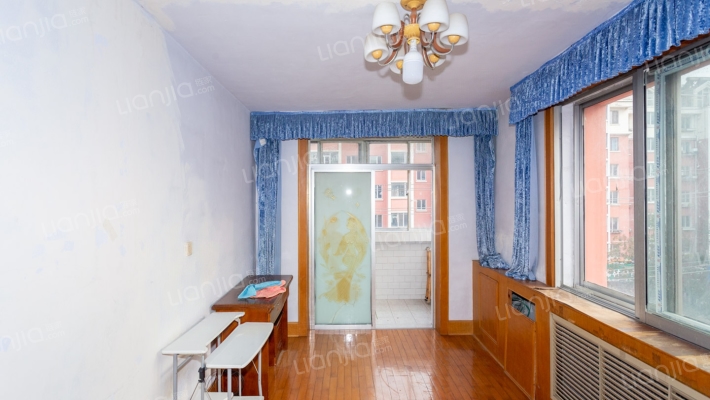 干警楼二手房实景图